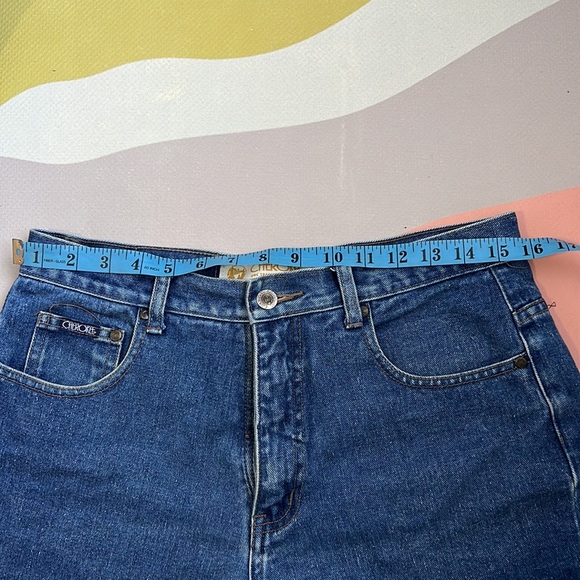 Cherokee vintage denim Jean shorts - Picture 4 of 7